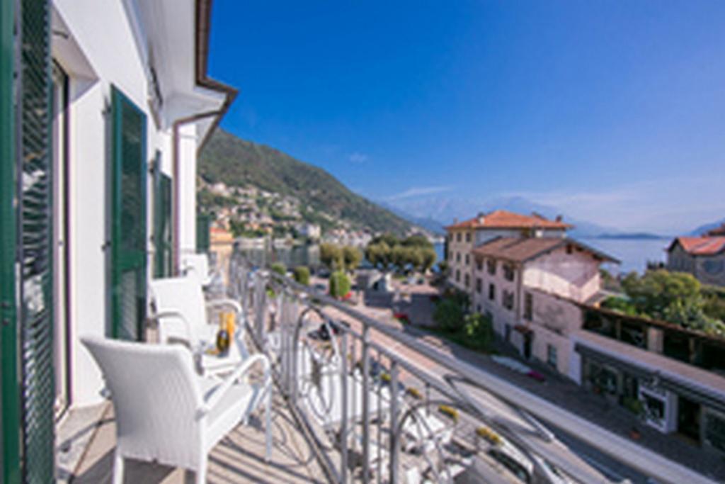 Residence Riva Del Lario กราเวโดนา ภายนอก รูปภาพ