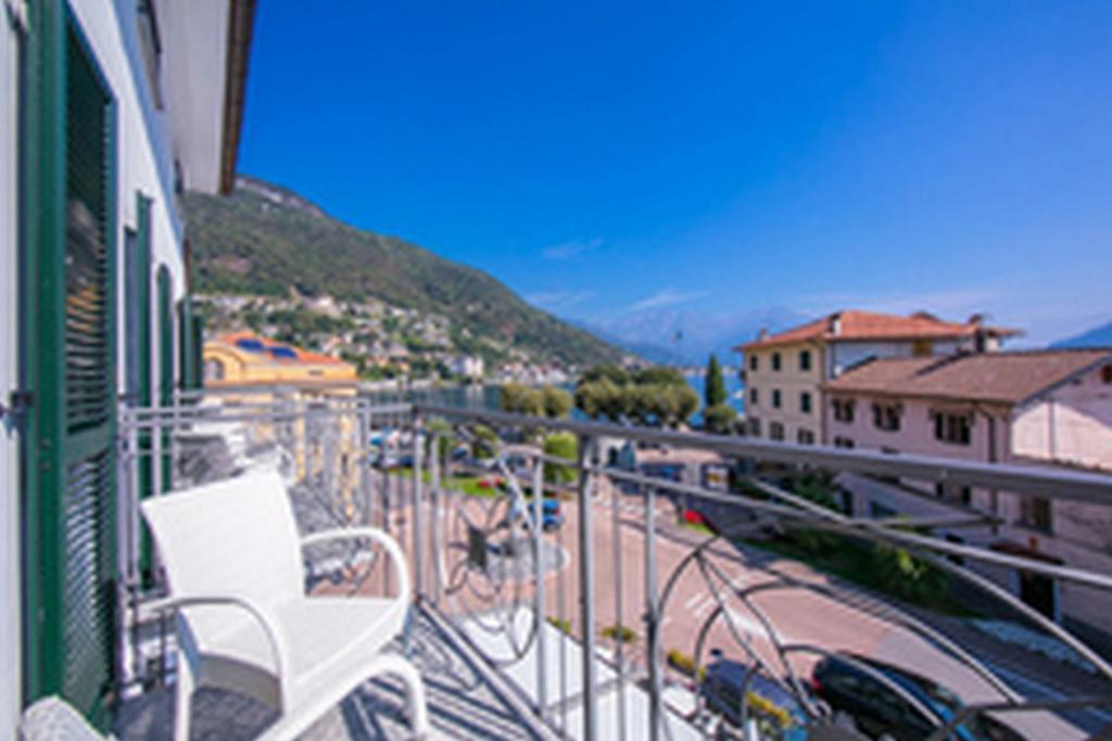 Residence Riva Del Lario กราเวโดนา ภายนอก รูปภาพ
