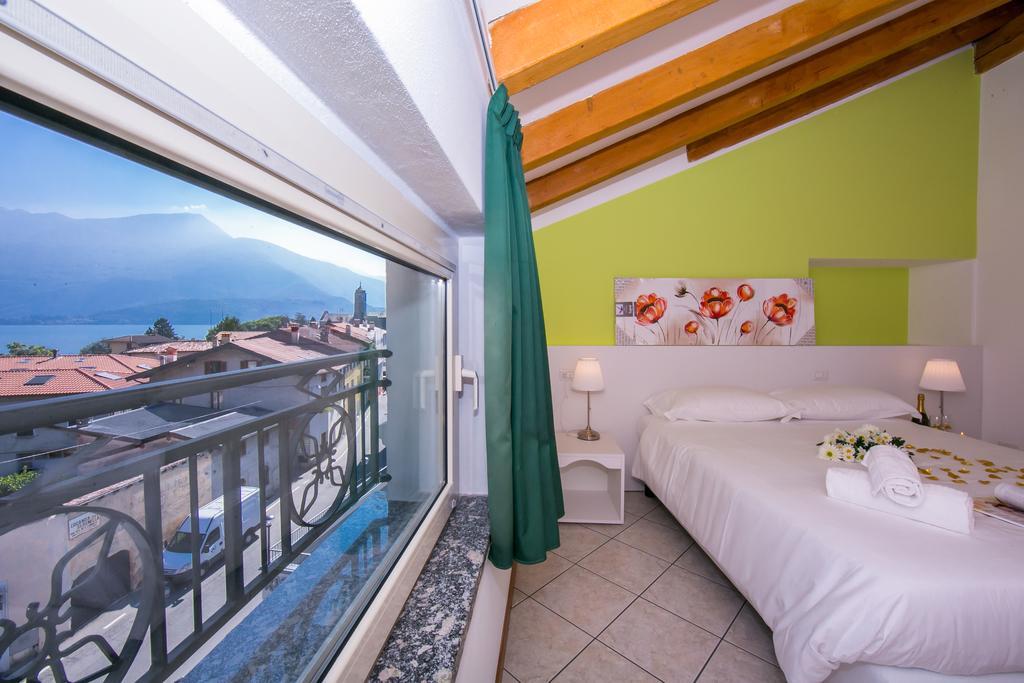 Residence Riva Del Lario กราเวโดนา ภายนอก รูปภาพ