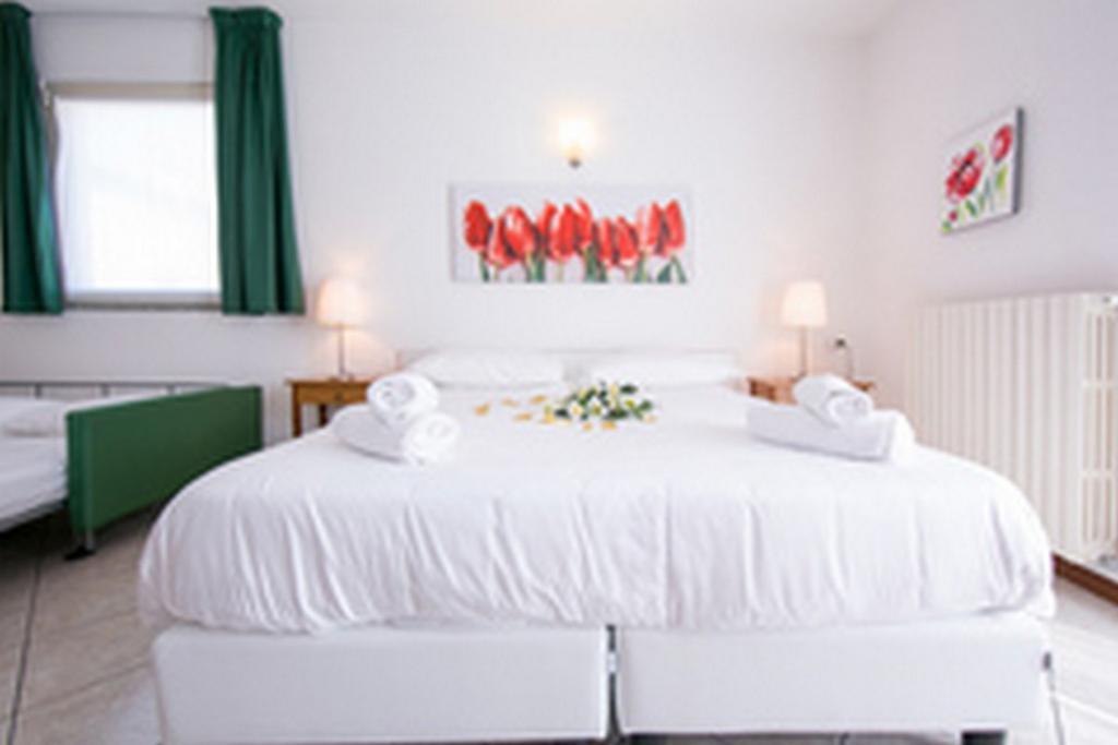 Residence Riva Del Lario กราเวโดนา ภายนอก รูปภาพ